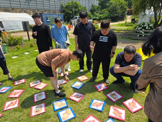 7440b6cf5ace6529e181370e909ddc2d_1750292485_9937.jpg 7440b6cf5ace6529e181370e909ddc2d_1750292485_9937.jpg