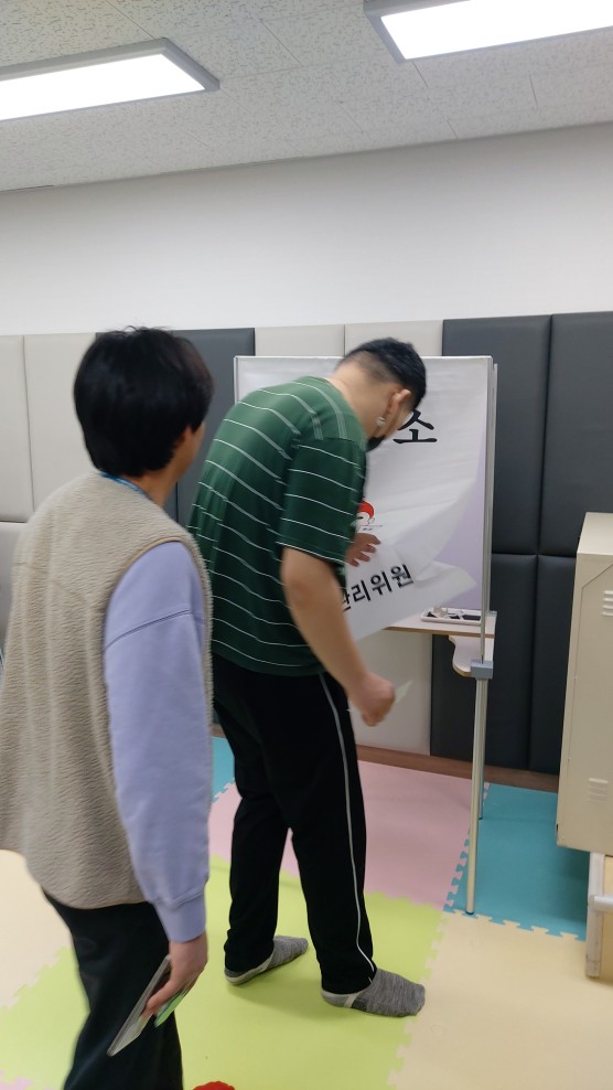 7440b6cf5ace6529e181370e909ddc2d_1750294246_202.jpg 7440b6cf5ace6529e181370e909ddc2d_1750294246_202.jpg